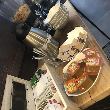 Grand Senica, Garni Senica