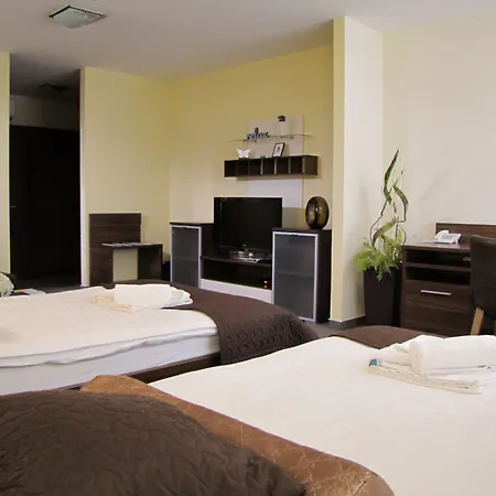 Grand Senica, Garni Hotel