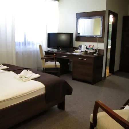 Hotel Grand Senica, Garni 3*