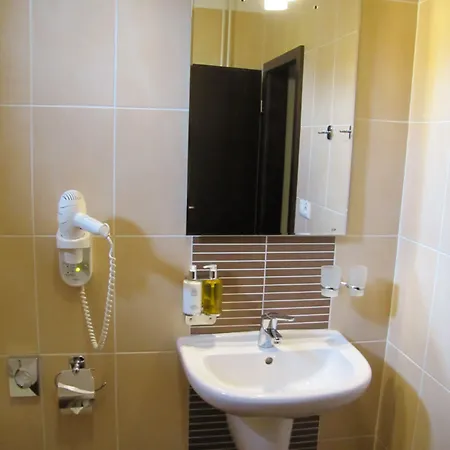 Hotel Grand Senica, Garni 3*