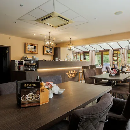 Grand Senica, Garni Hotel 3*