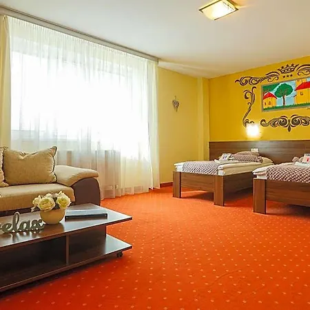 Grand Senica, Garni Hotel